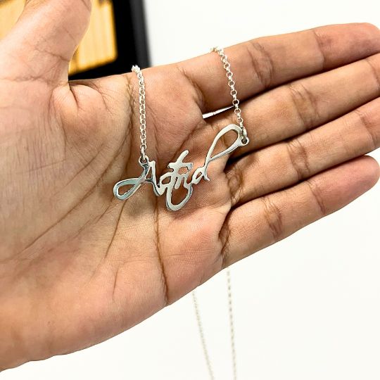 Eve Necklace
